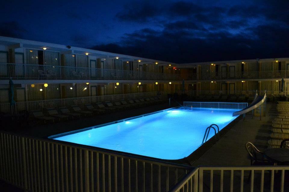 וויילדווד קרסט Villa Nova Motel מראה חיצוני תמונה